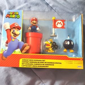 : World of Nintendo Super Mario Airship Deck Diorama Set new in box